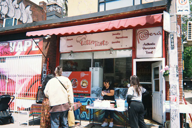 Latin Tasteの外観